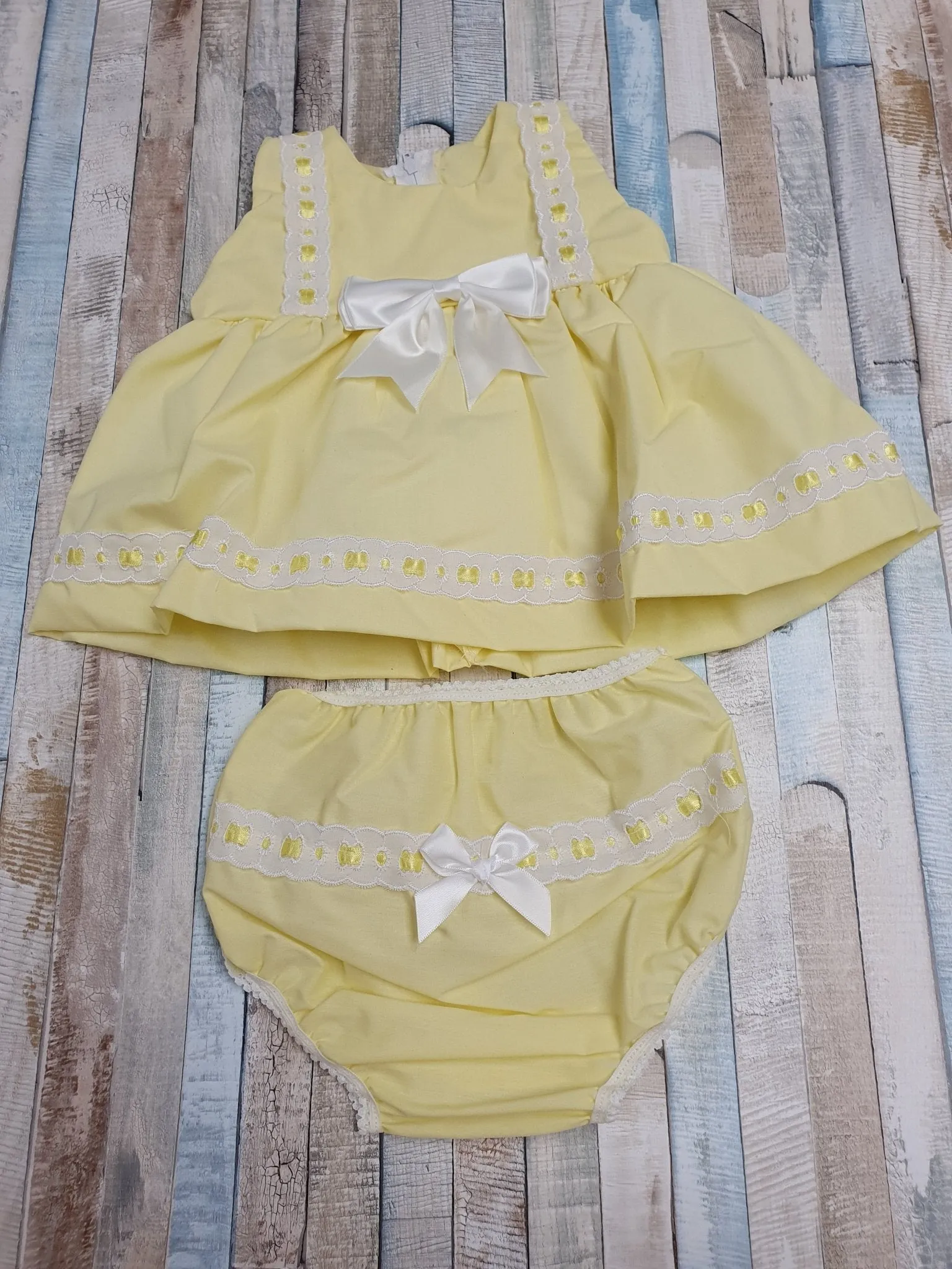 Baby Girls Lemon Sleeveless Dress & Pants