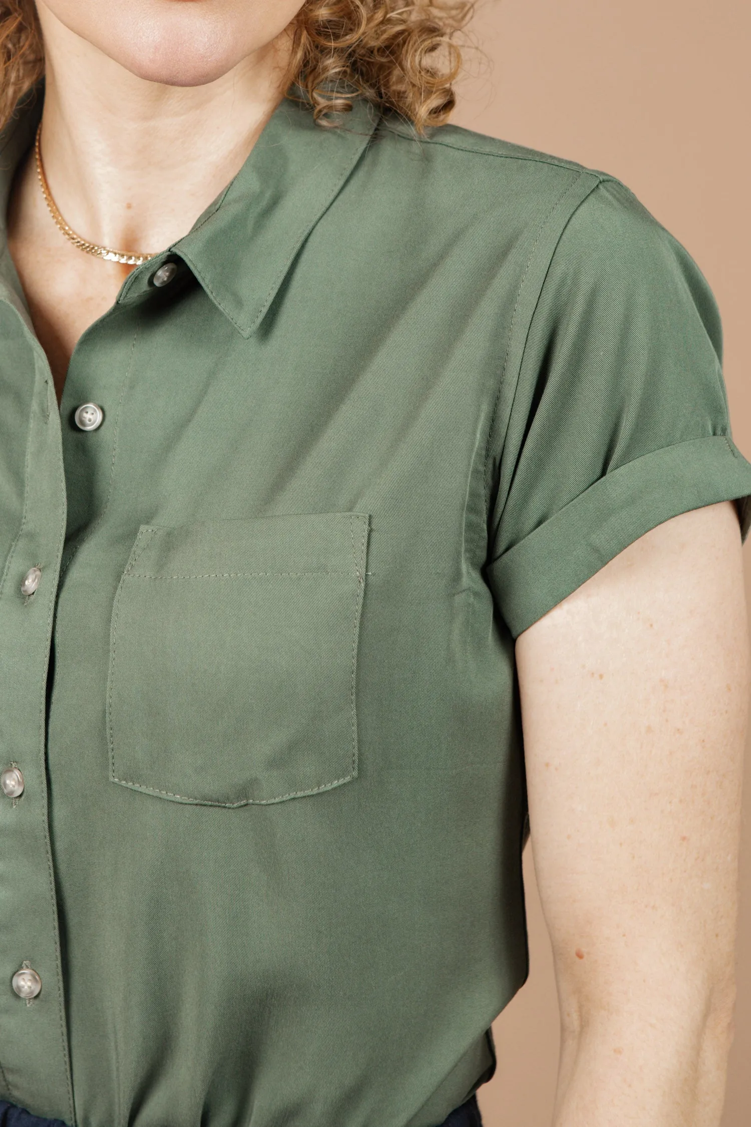 Bea Shirt / Dark Sage