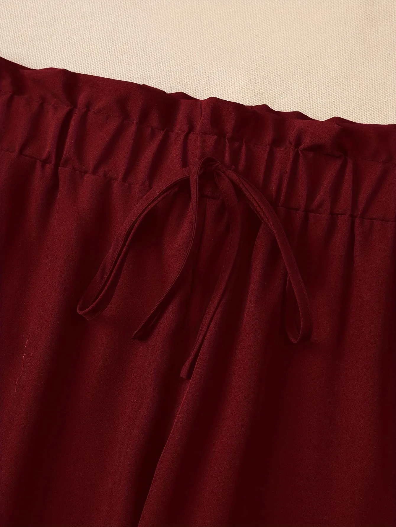 Burgunder Chino-Hose – Selina
