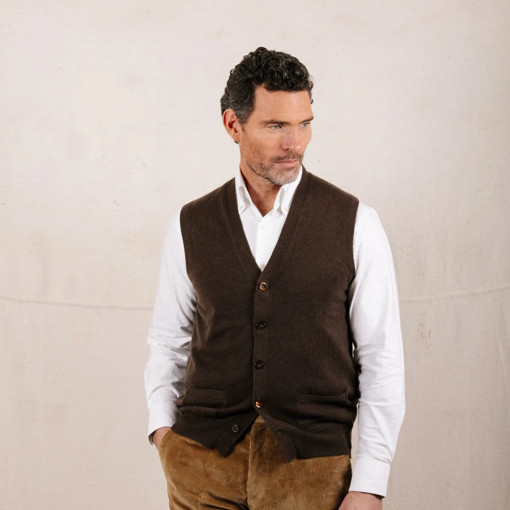 Cashmere Sleeveless Cardigan in Chocolate Brown