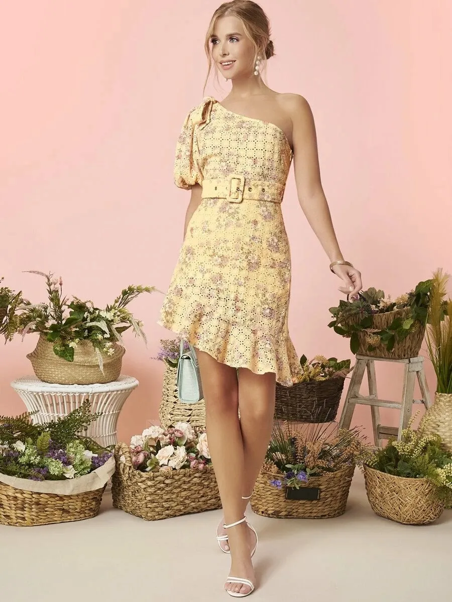 CM-DS302929 Women Trendy Bohemian Style One Shoulder Asymmetrical Ruffle Hem Belted Schiffy Dress