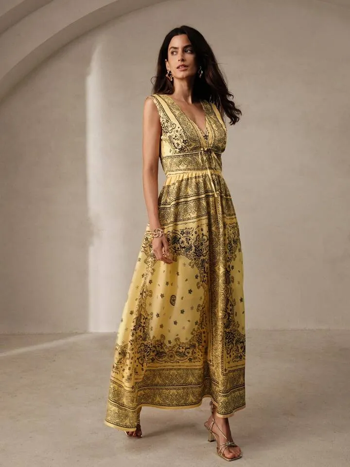 CM-DS360760 Women Trendy Bohemian Style Paisley Print Sleeveless Deep V-Neck Cinched Waist Maxi Dress