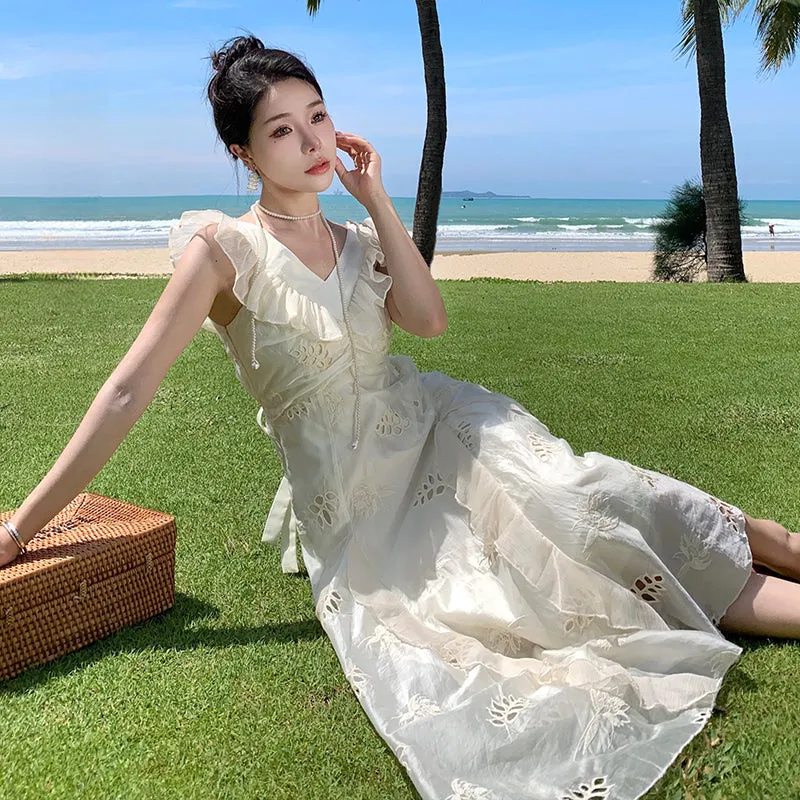 CM-DY000048 Women Trendy Bohemian Style V-Neck Sleeveless Maxi Dress - White