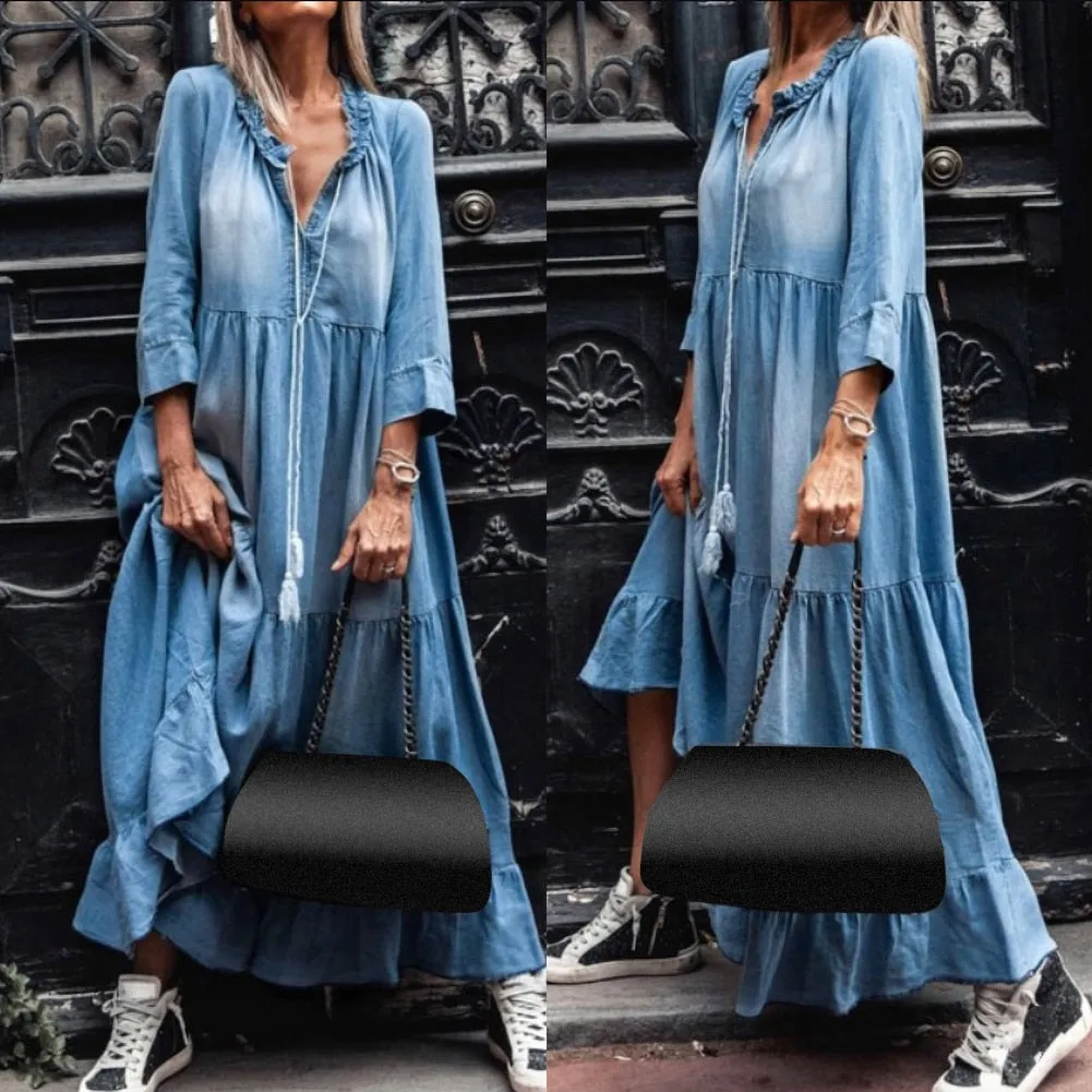 Comfortable and fashionable long V-neck maxi dress