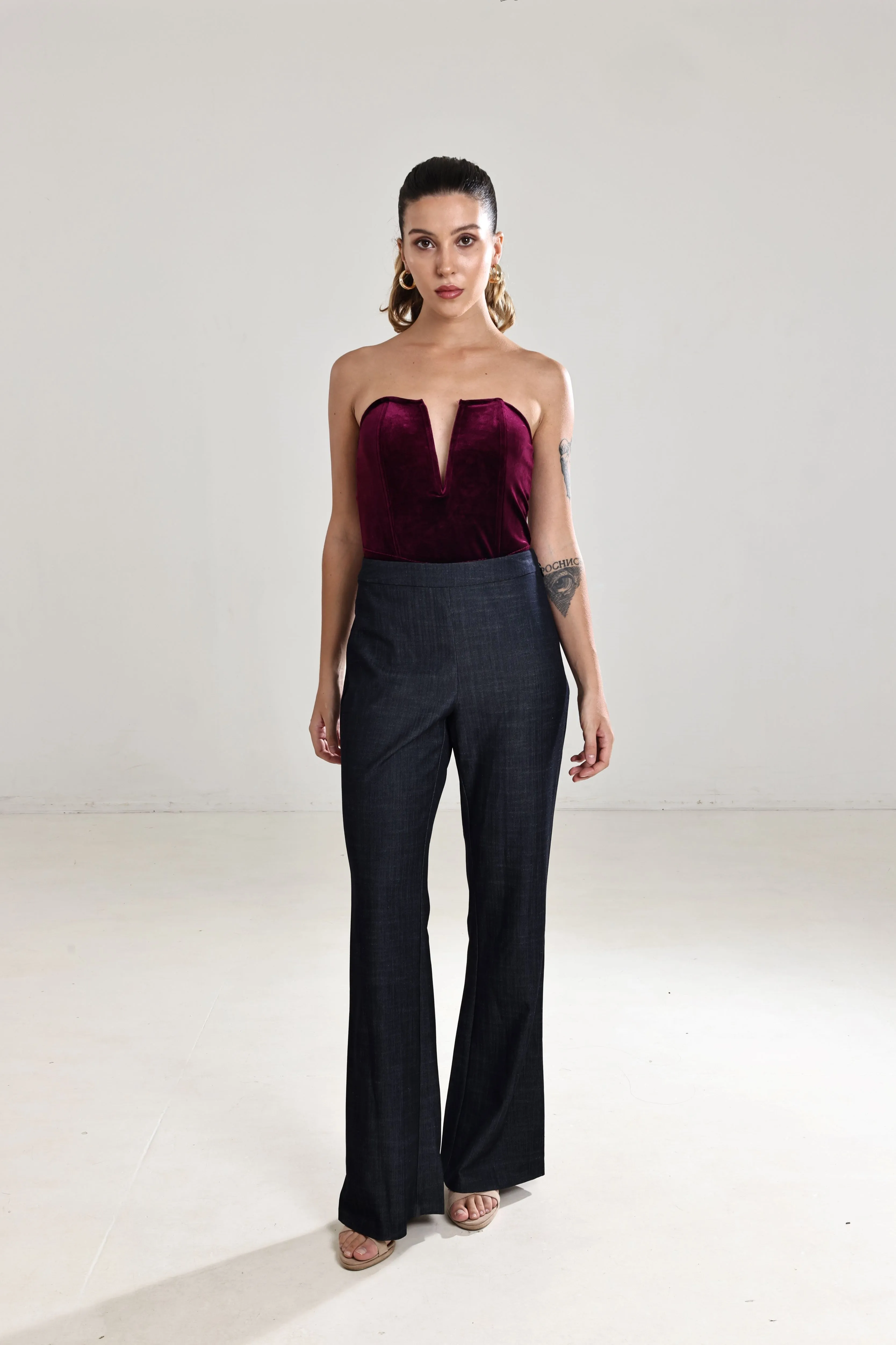 Effortless Wide-Leg Trousers - Black