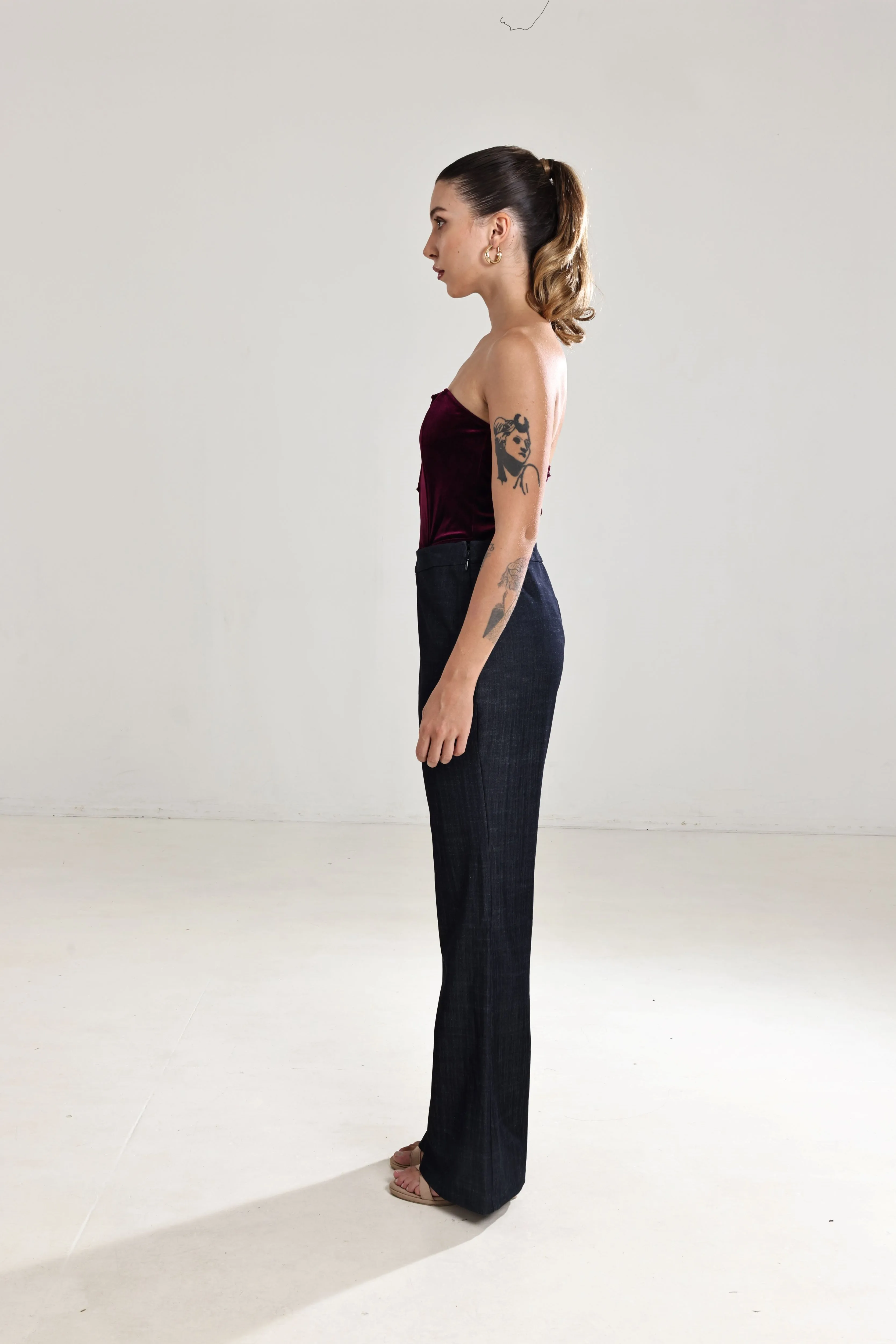 Effortless Wide-Leg Trousers - Black