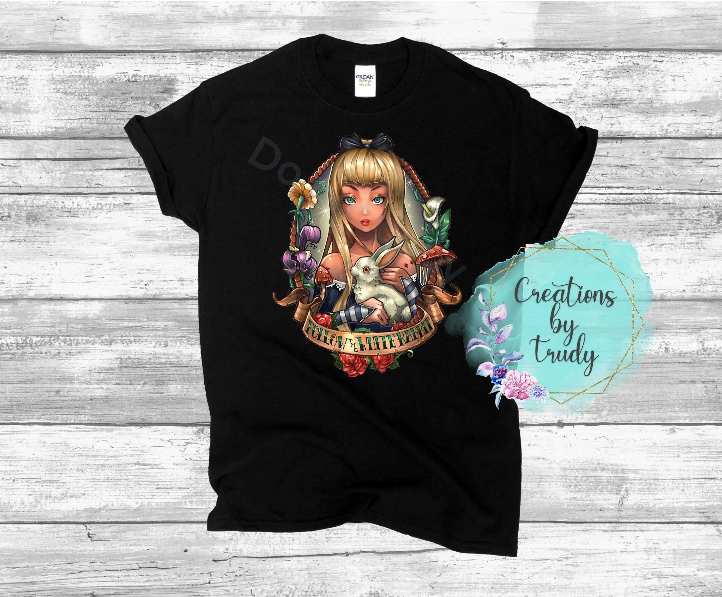 Follow the white rabbit- T SHIRT