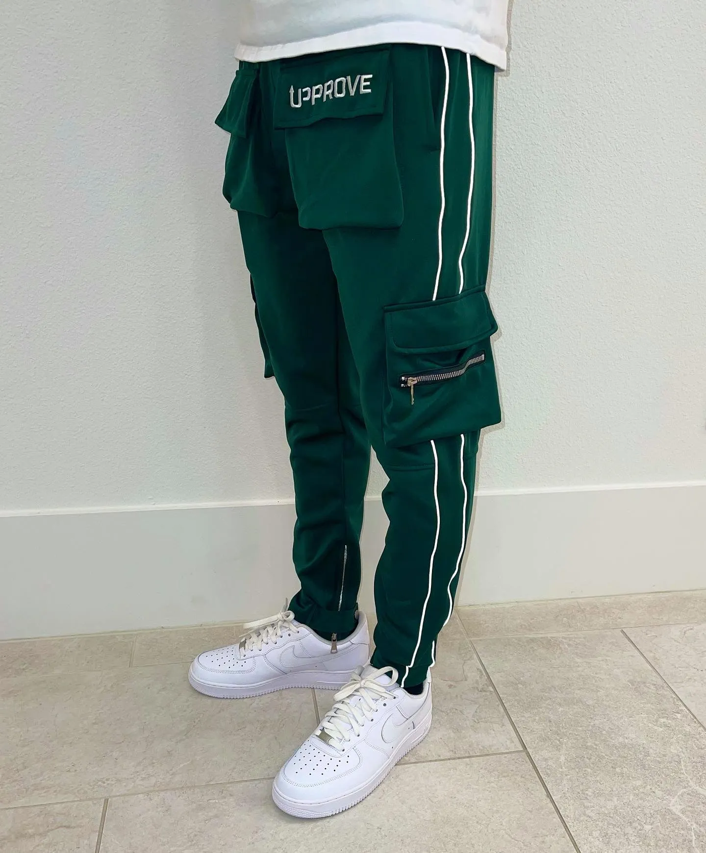 'FOREST GLOW' CARGO PANTS (GREEN)