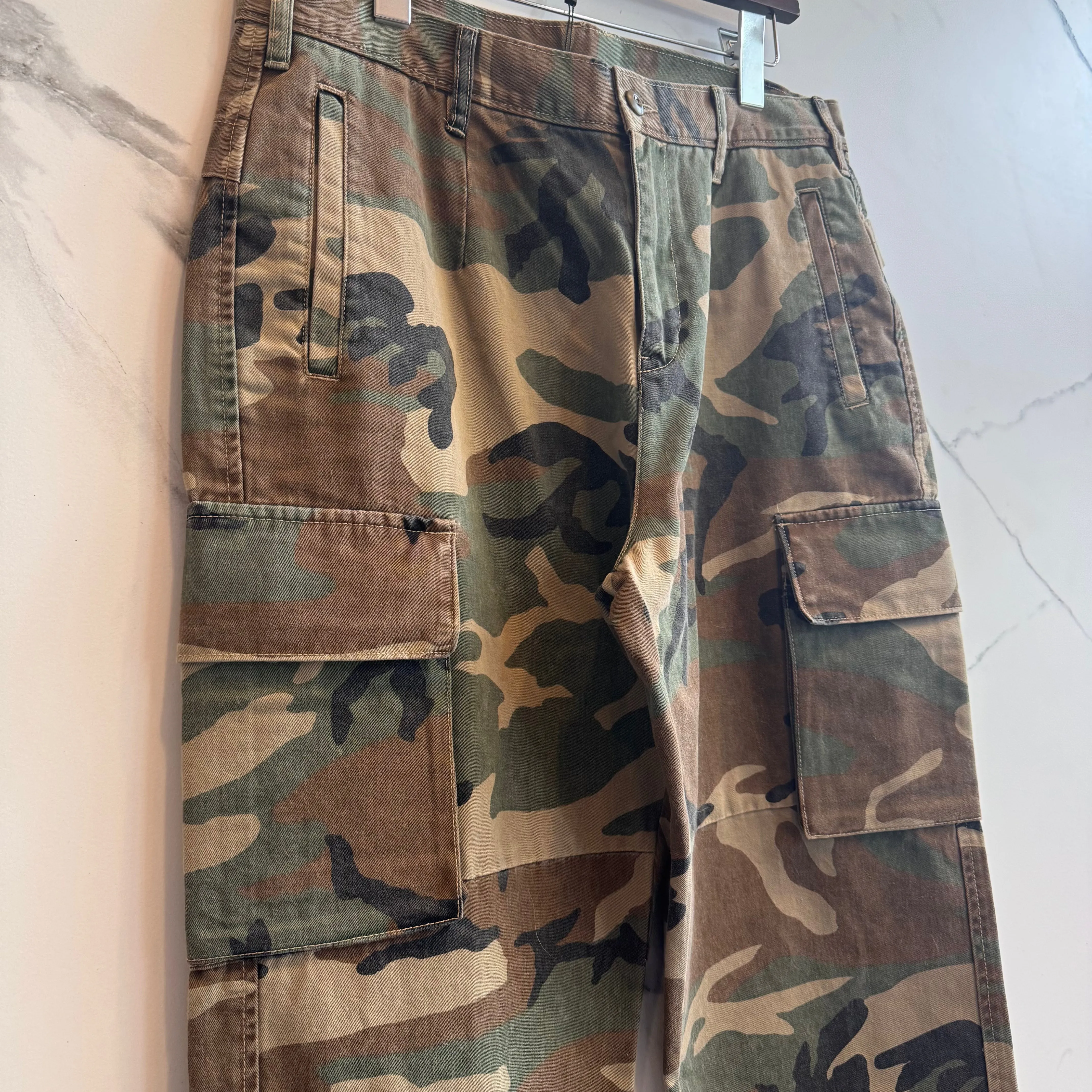 John Elliot Camo Cargo Pants NWT Size L