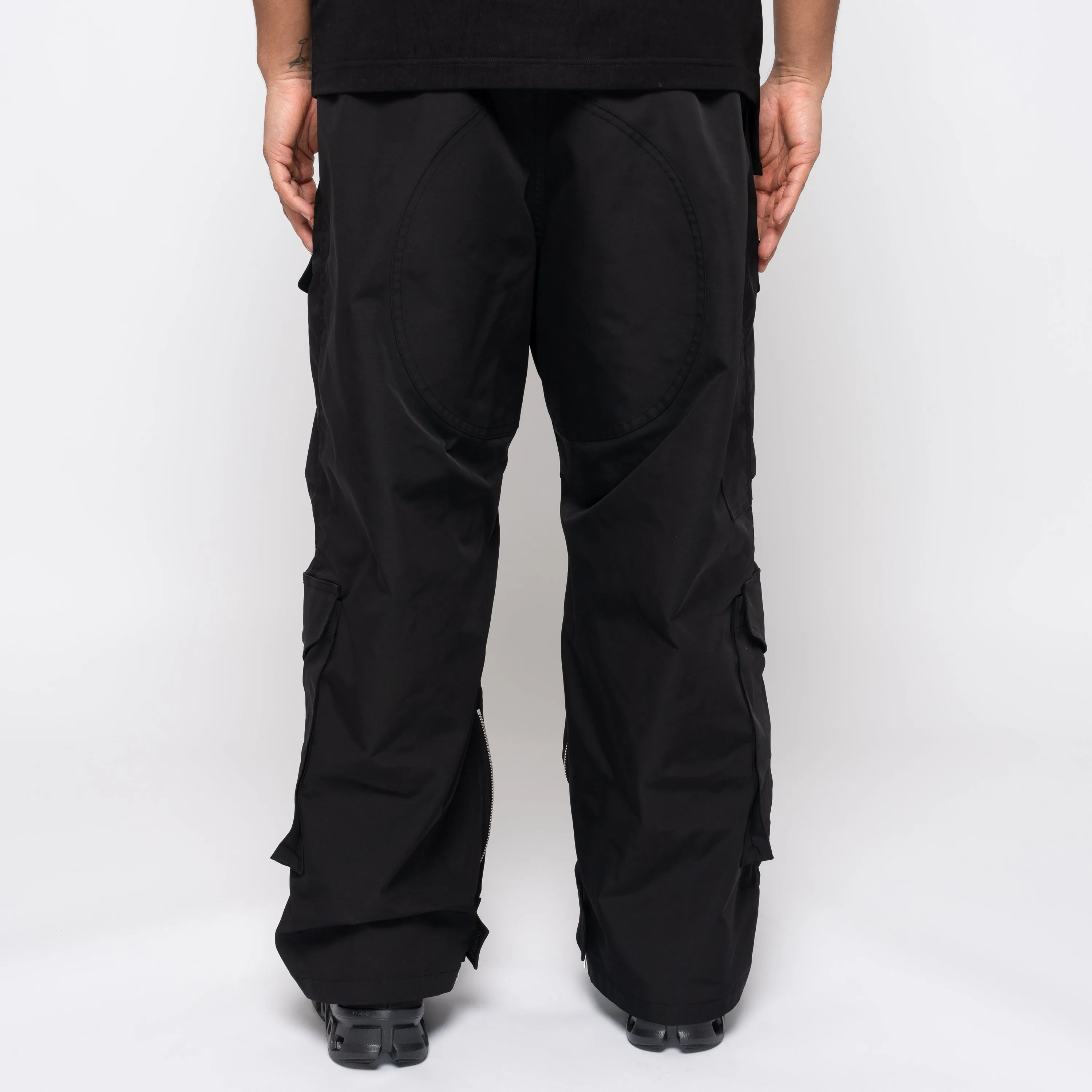 JW MAN Wide-Fit Cargo Pants Black WM-P007-051