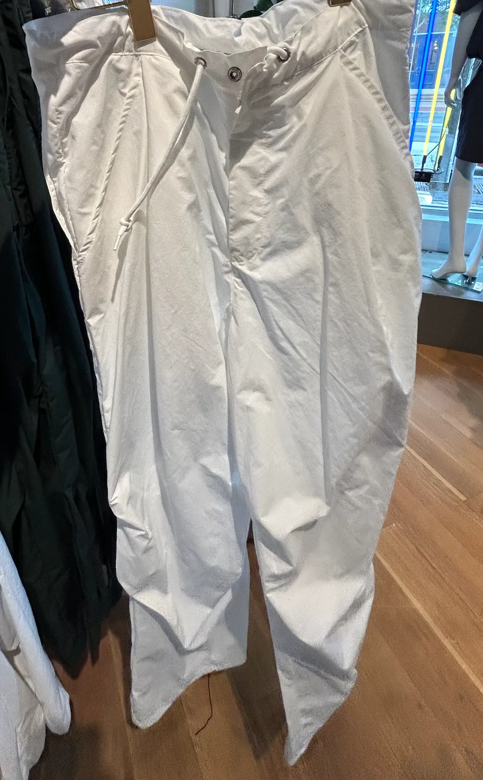 Kai Pant in White