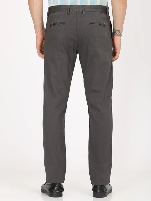 Men Brooklyn Fit Cotton Stretch Trouser