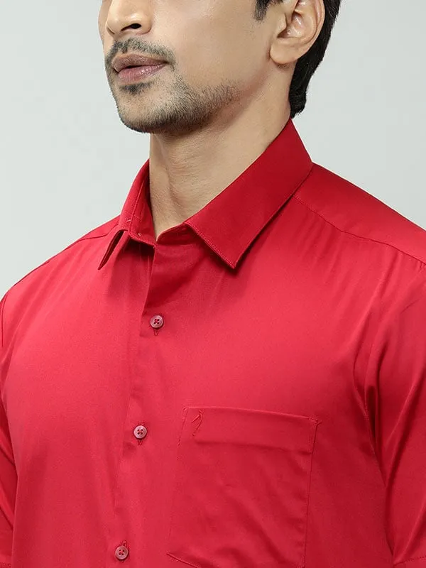 Men Solid Half Sleeve Cotton Stretch Shirt