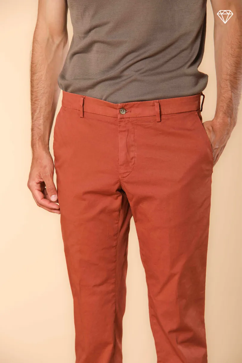 New York men's chino pants in stretch satin regular fit ①
