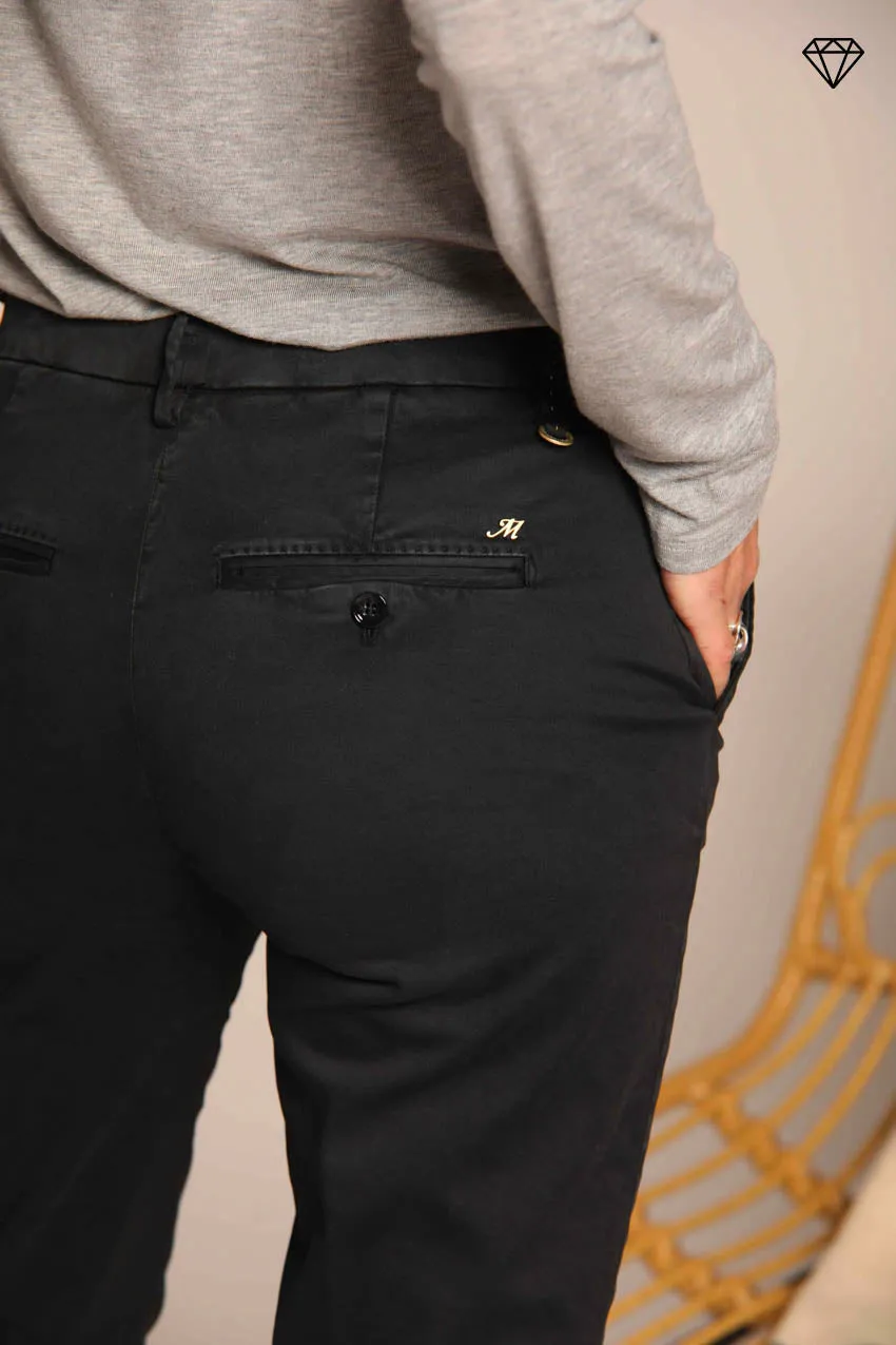 New York Slim women's chino pants in satin slim fit ①