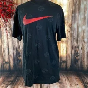 Nike Men's Swoosh Basketball Logo Graphic T-Shirt, Black - Large