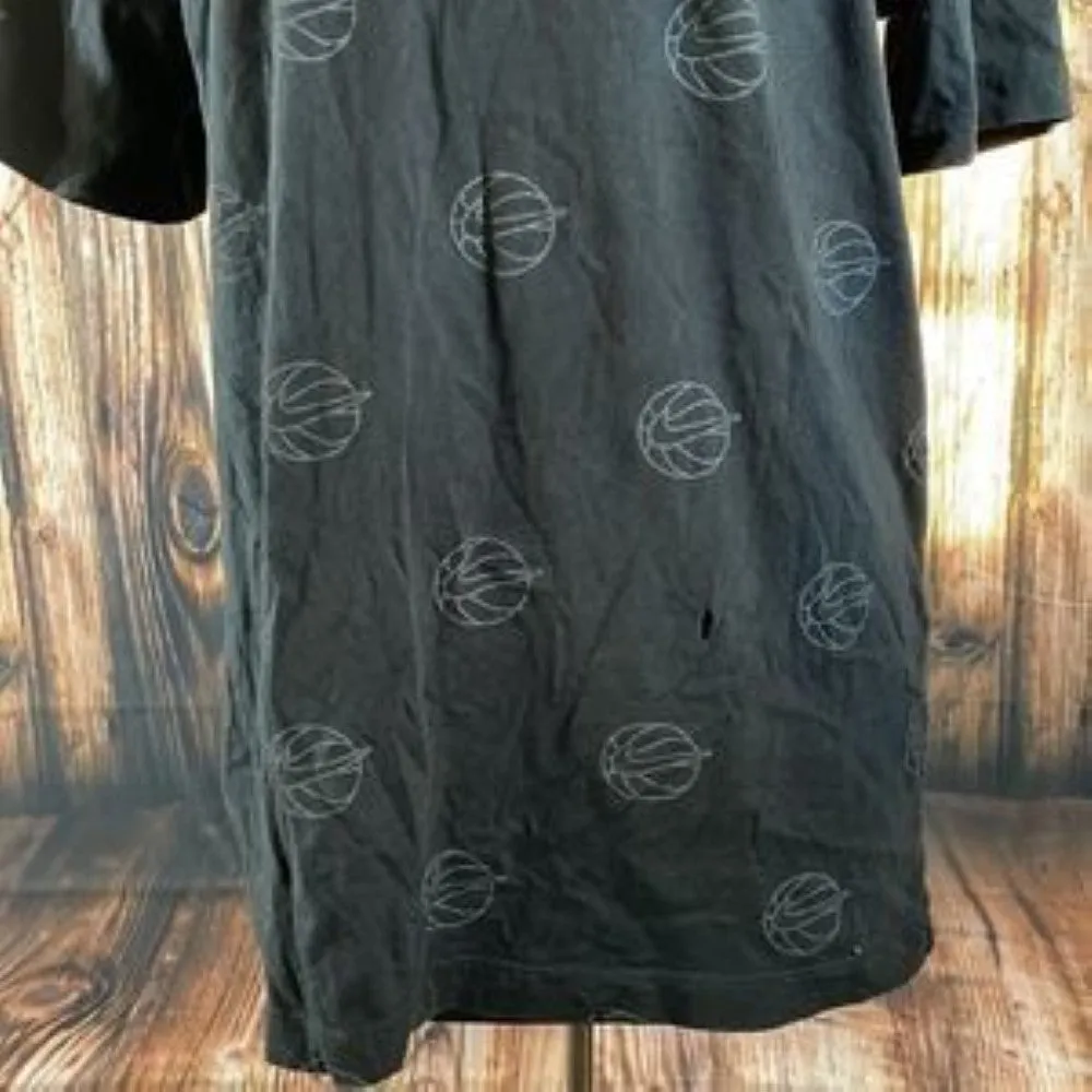 Nike Men's Swoosh Basketball Logo Graphic T-Shirt, Black - Large