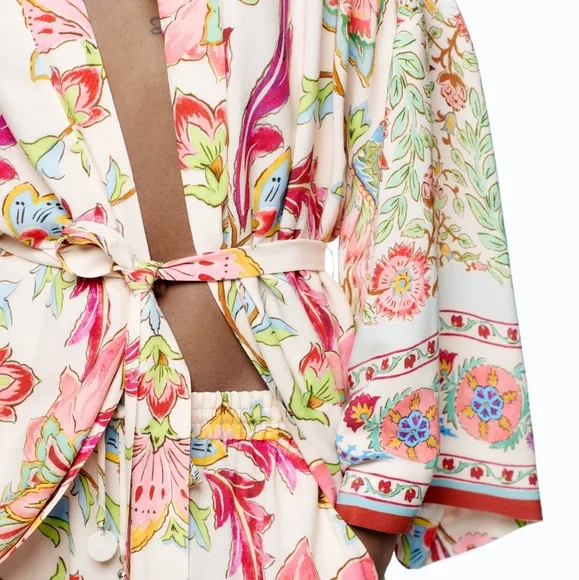 NWT ZARA Light Pastel Floral Printed Long Belted Kimono Robe