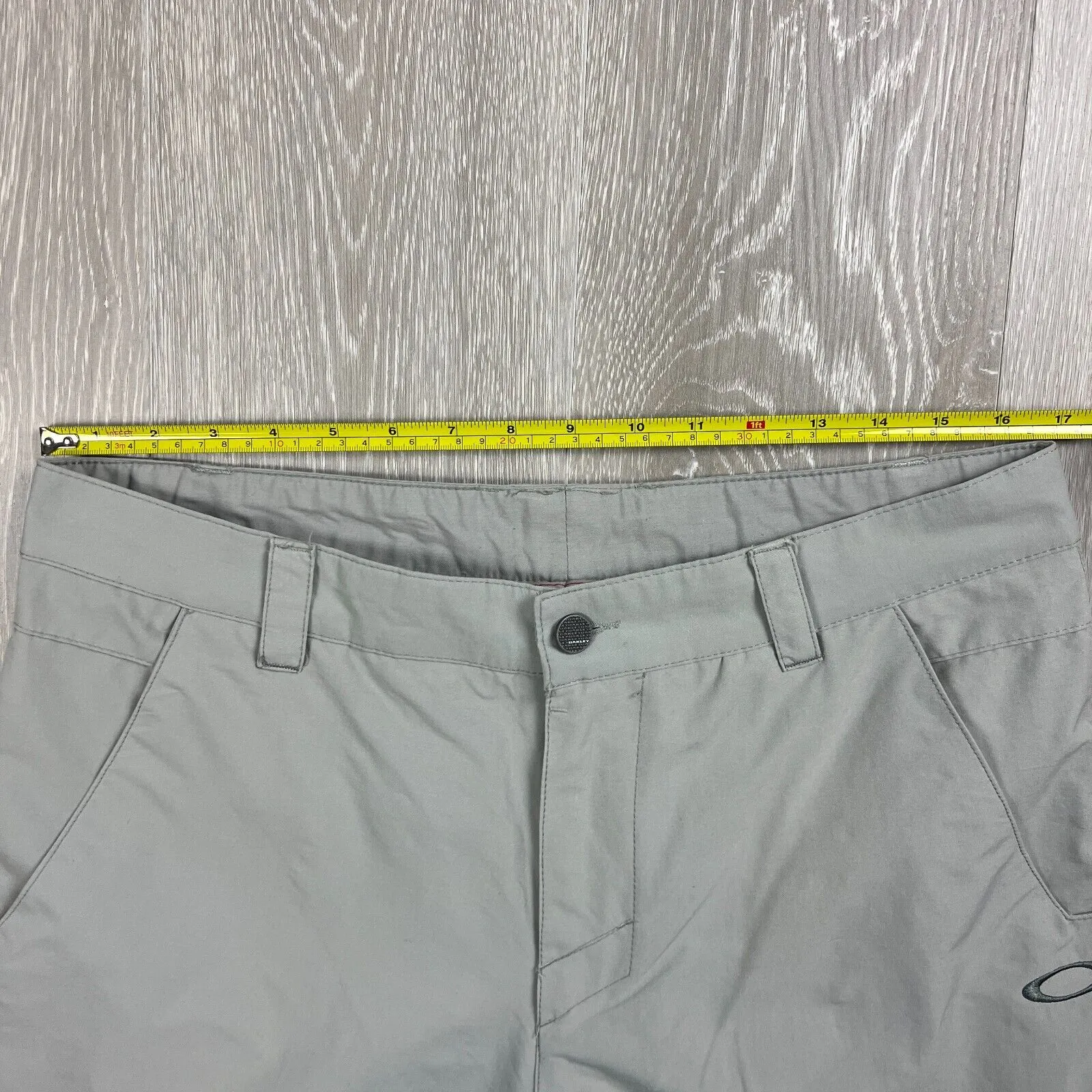 Oakley Mens Grey Chinos Size 34 Approx