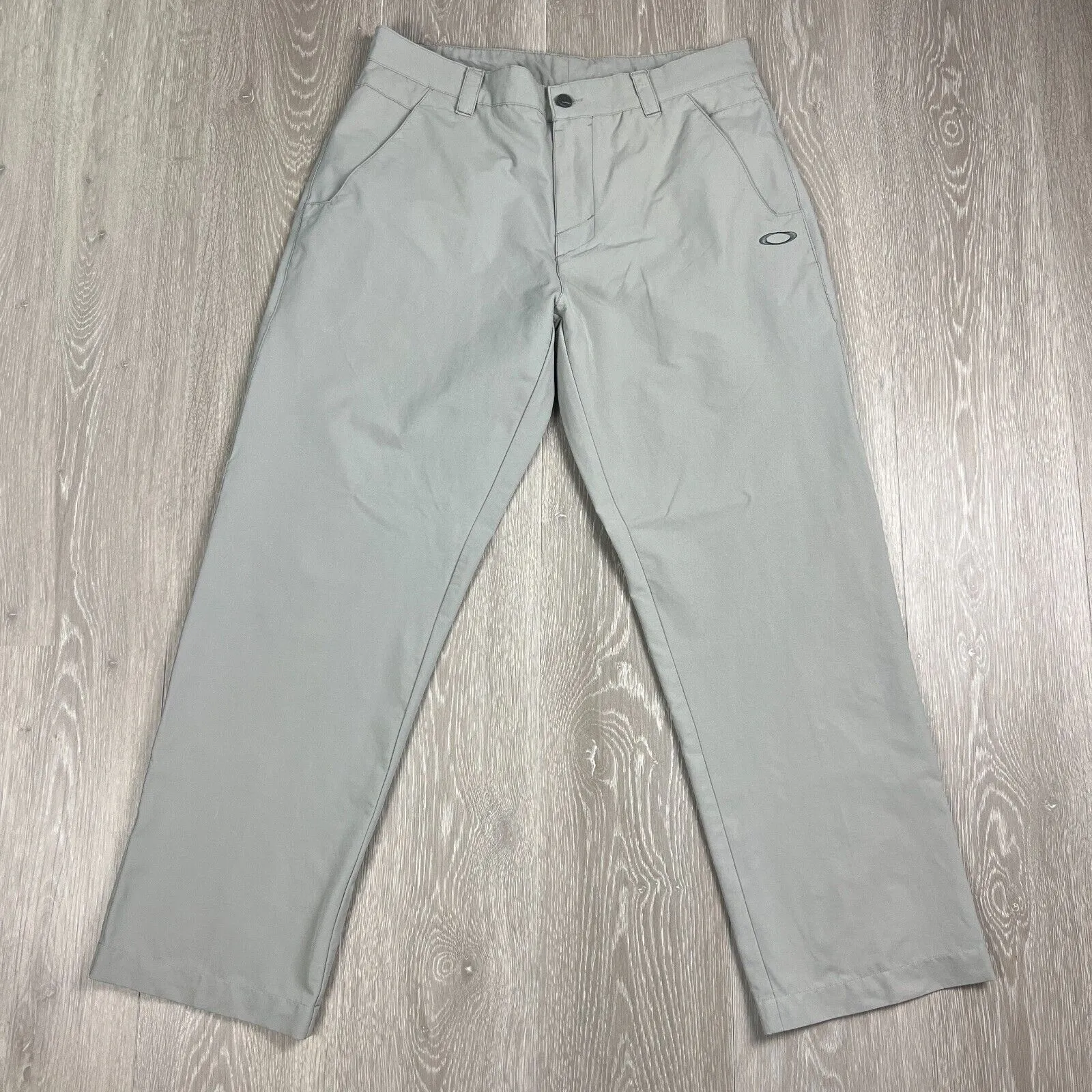Oakley Mens Grey Chinos Size 34 Approx