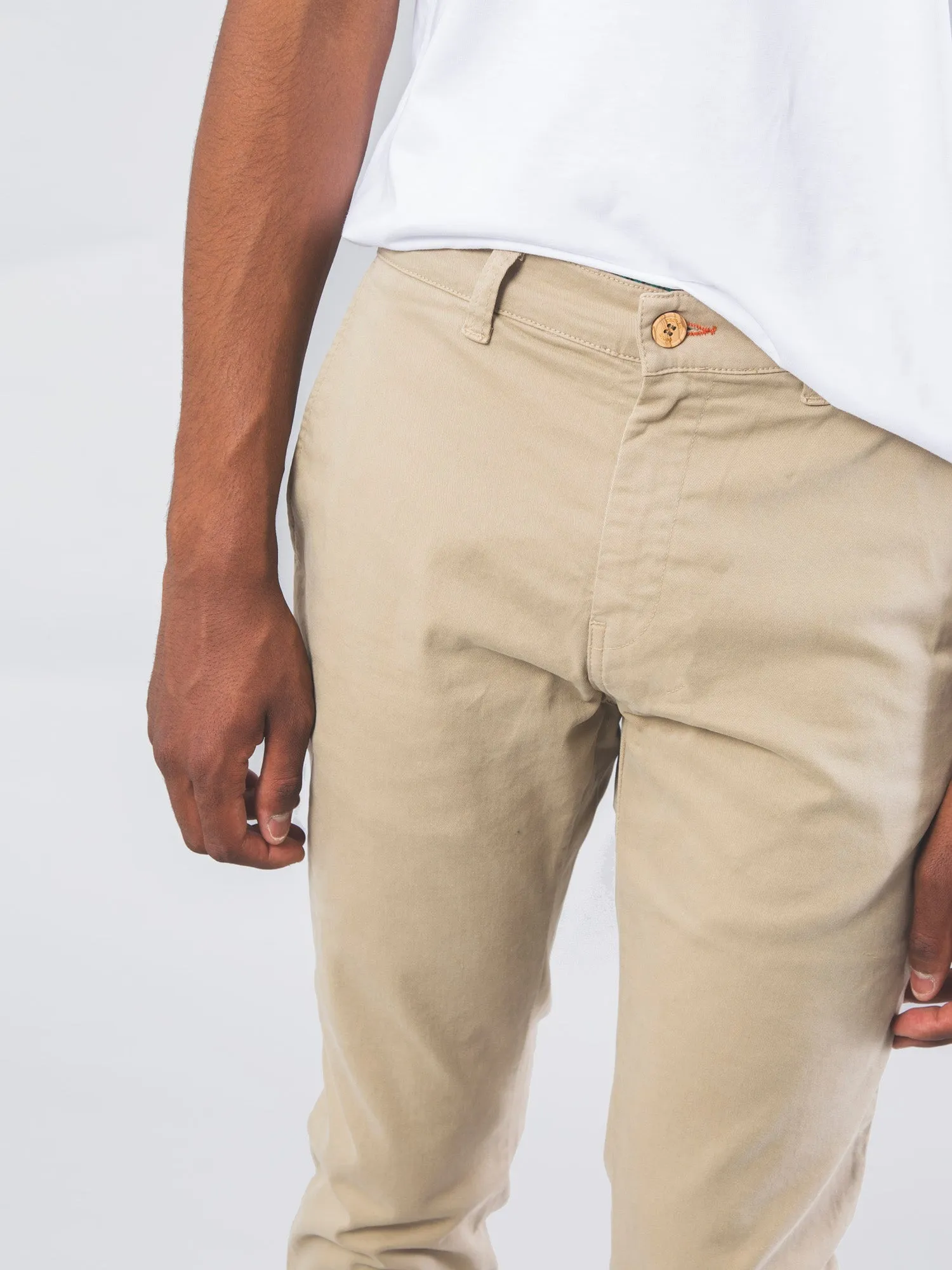 PANTALONES CHINOS LOMAS ARENA