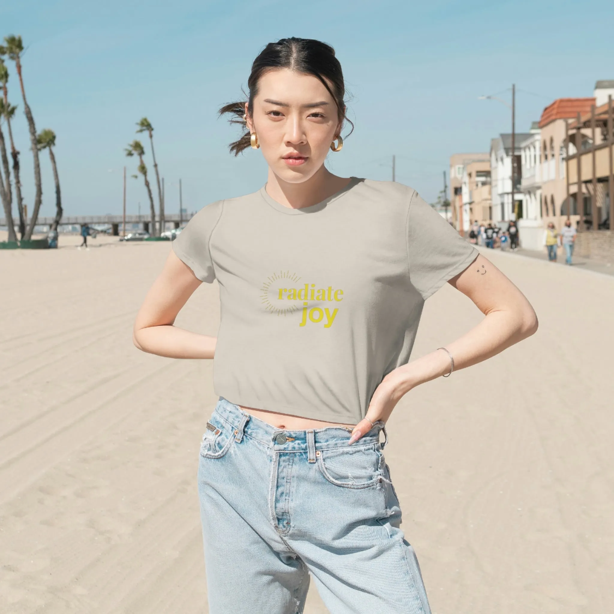 Radiate Joy Women's Flowy Cropped Tee