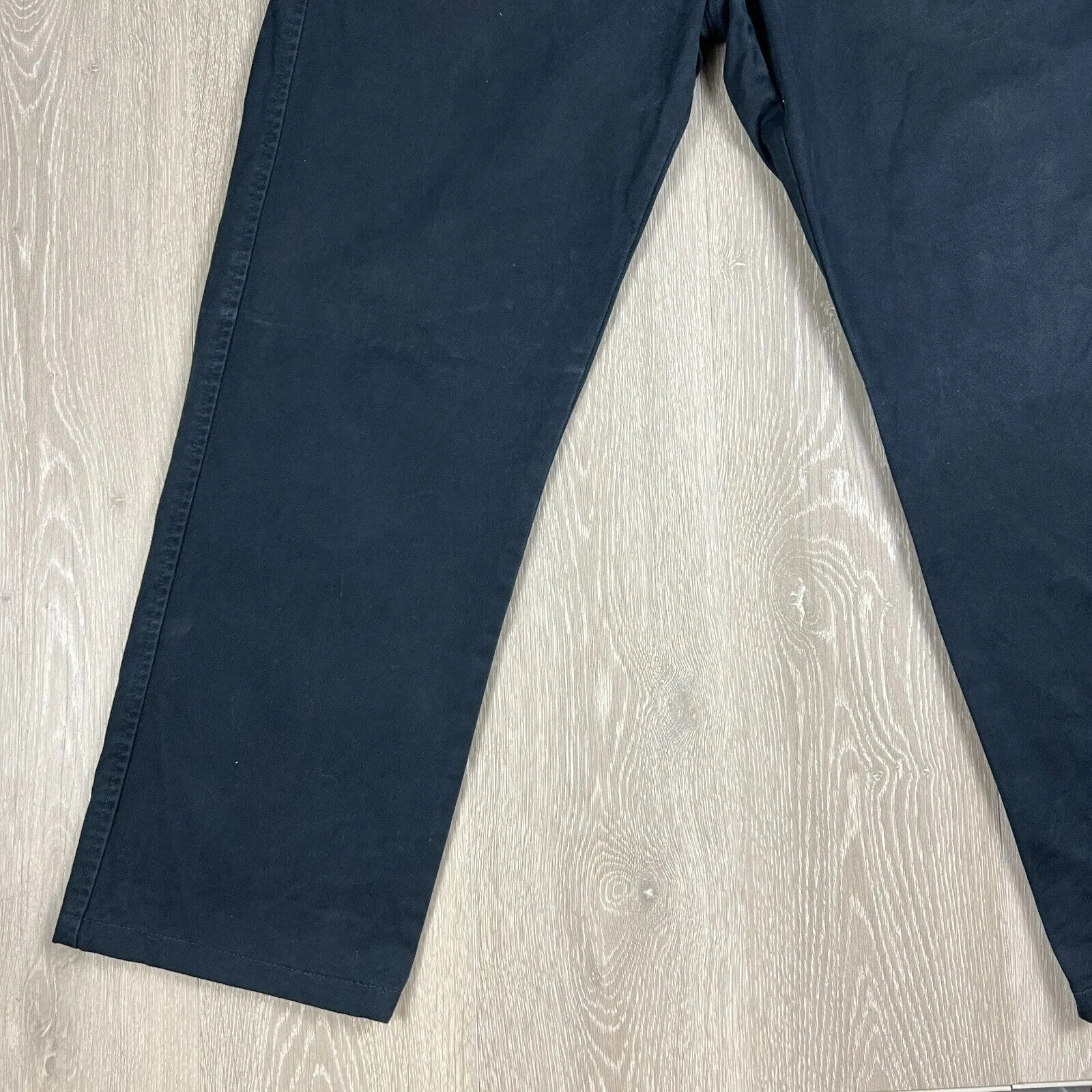 R.M. Williams Mens Navy Chinos Size 36R