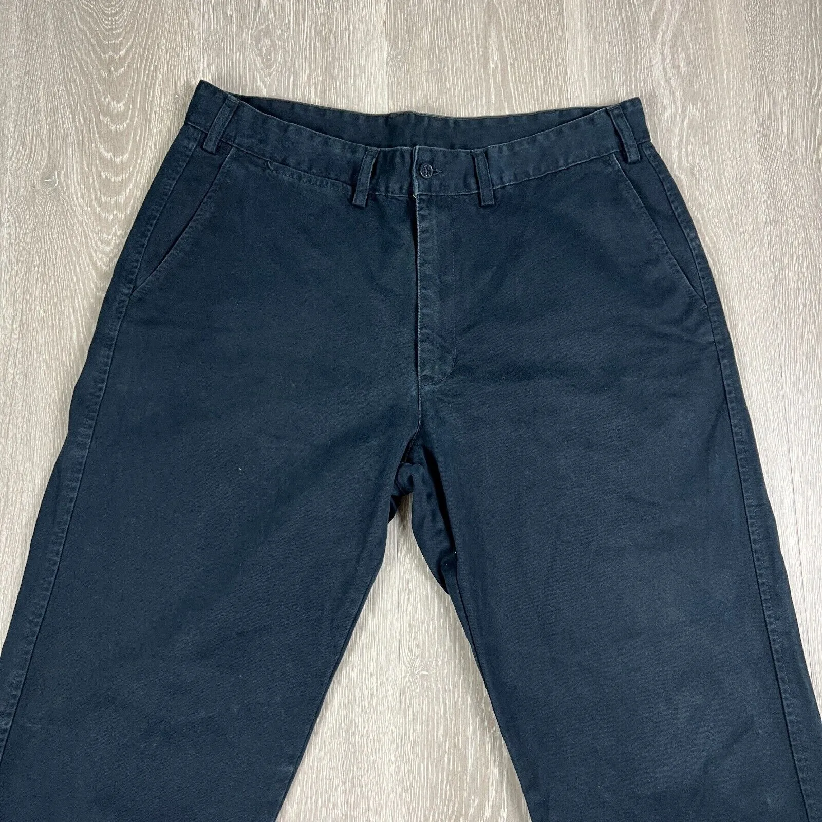 R.M. Williams Mens Navy Chinos Size 36R