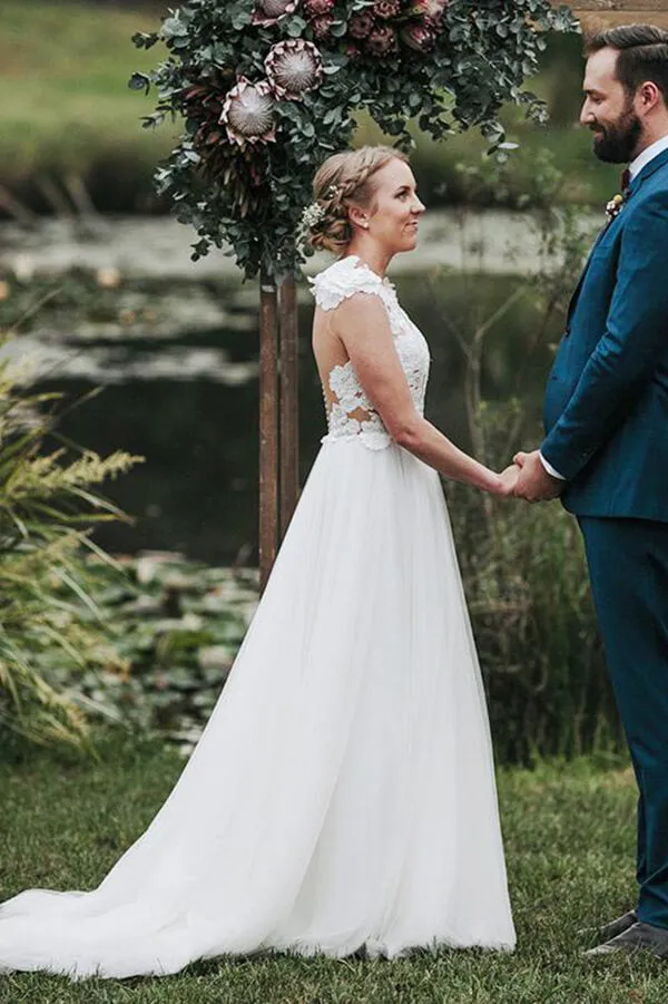 Roycebridal Ivory Tulle Rustic Lace Appliques V-neck Wedding Dresses, Bridal Gowns, MW565