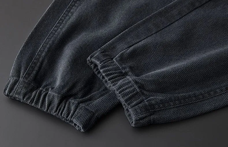 Stylish Chino with Label Detailing and Breathable Fabric