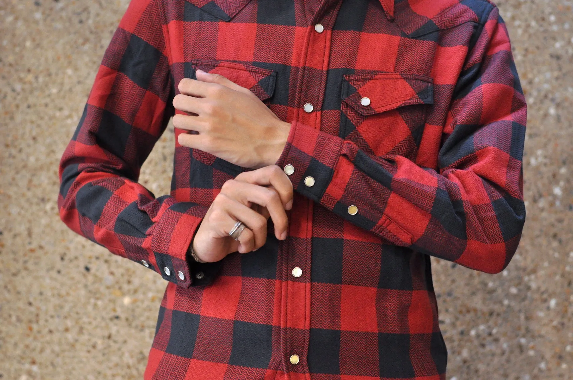 The Flat Head 12oz Selvage Flannel Western Shirt (Black X Red)