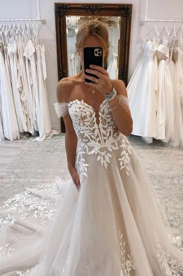 Tulle A-line Off-the-Shoulder Wedding Dresses With Lace Appliques, MW912