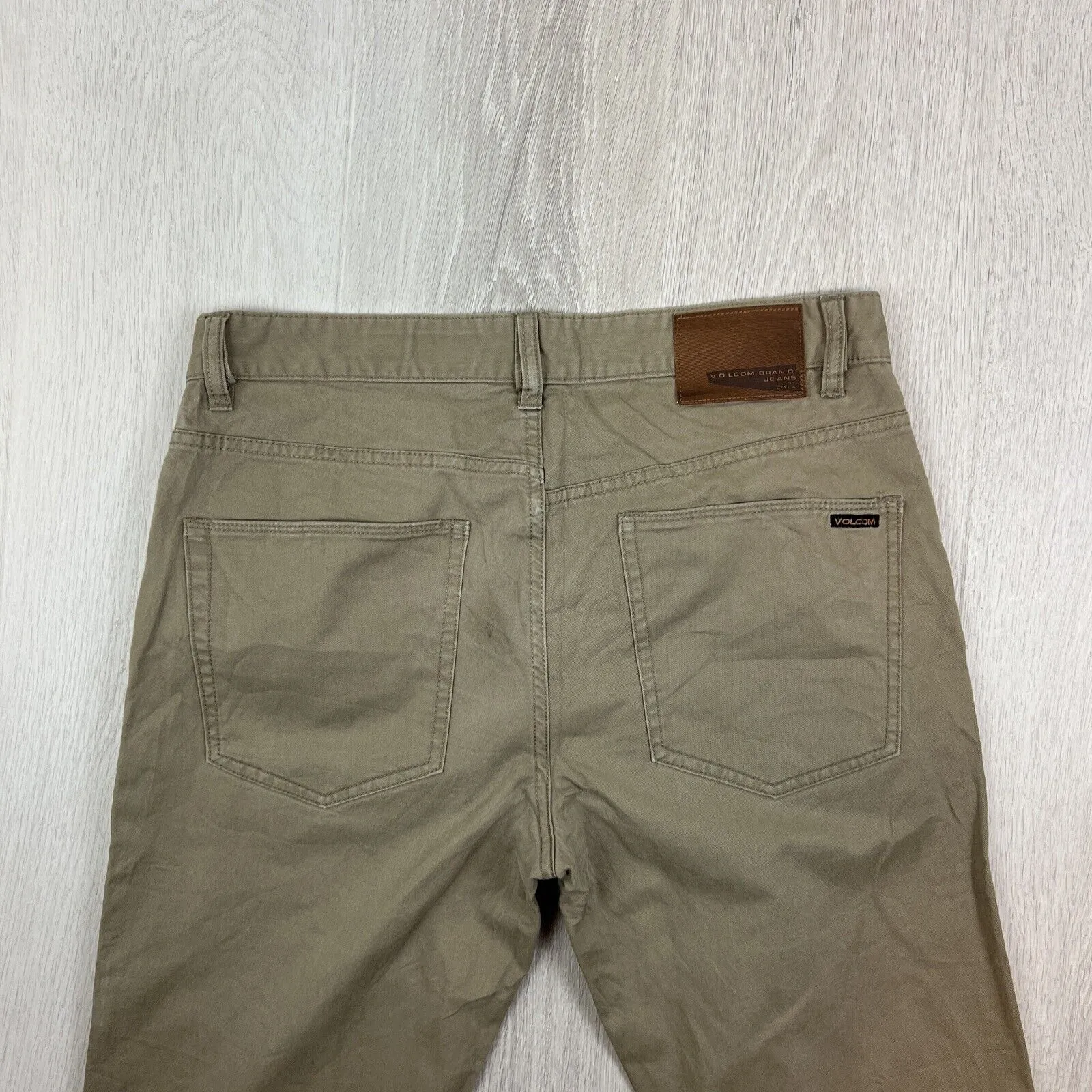 Volcom Solver Modern Straight Mens Brown Slim Chino Size 32
