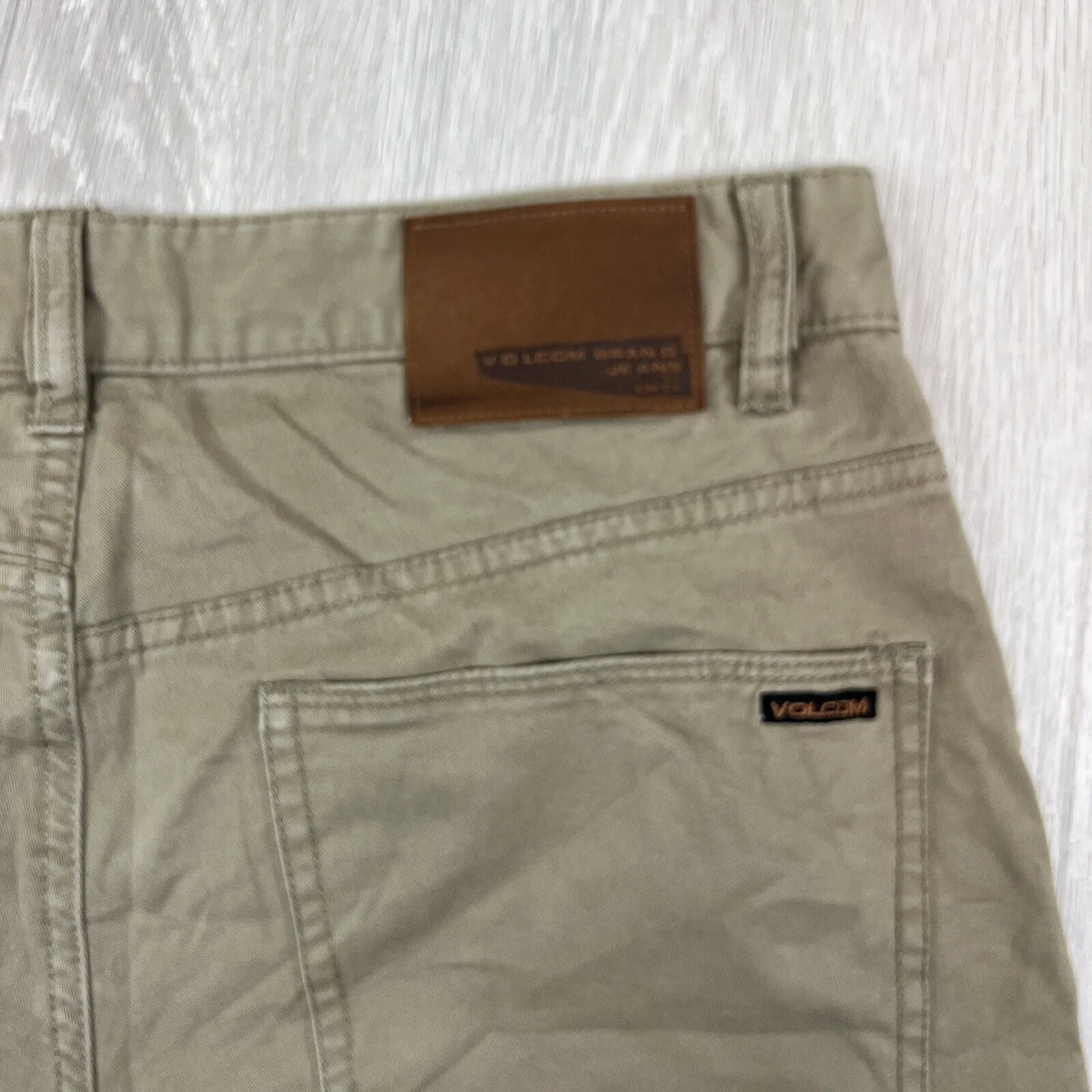 Volcom Solver Modern Straight Mens Brown Slim Chino Size 32