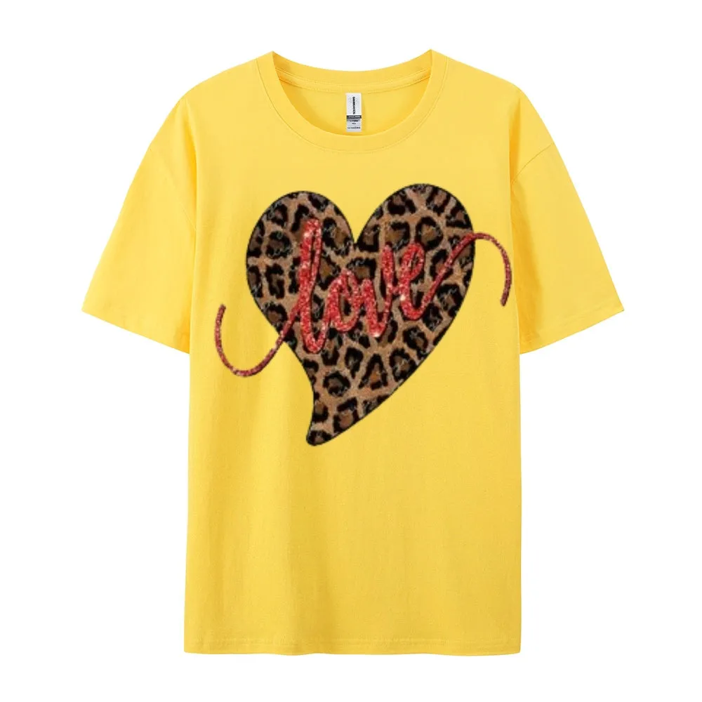 Women Love Leopard Heart Valentine's Day Print  Graphic T-shirt